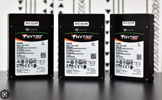Hot Swap ThinkSystem Seagate Nytro 3732 800GB 2.5" SAS SSD 12Gb 4XB7A70005 1