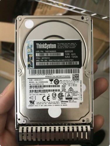 2.5" 600GB ThinkSystem Lenovo 1U Server 7XB7A00025 10K SAS 12Gb 512n HDD 0